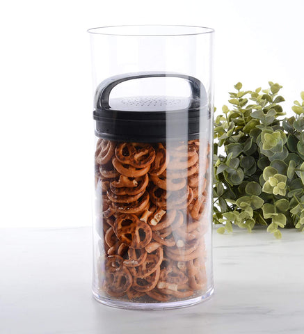 Evak Fresh Saver Medium Tall by Prepara for airtight food storage.